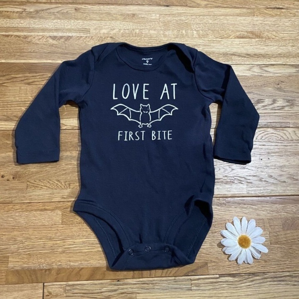 Carter's Love At First‎ Bite Halloween One Piece Size 9mo